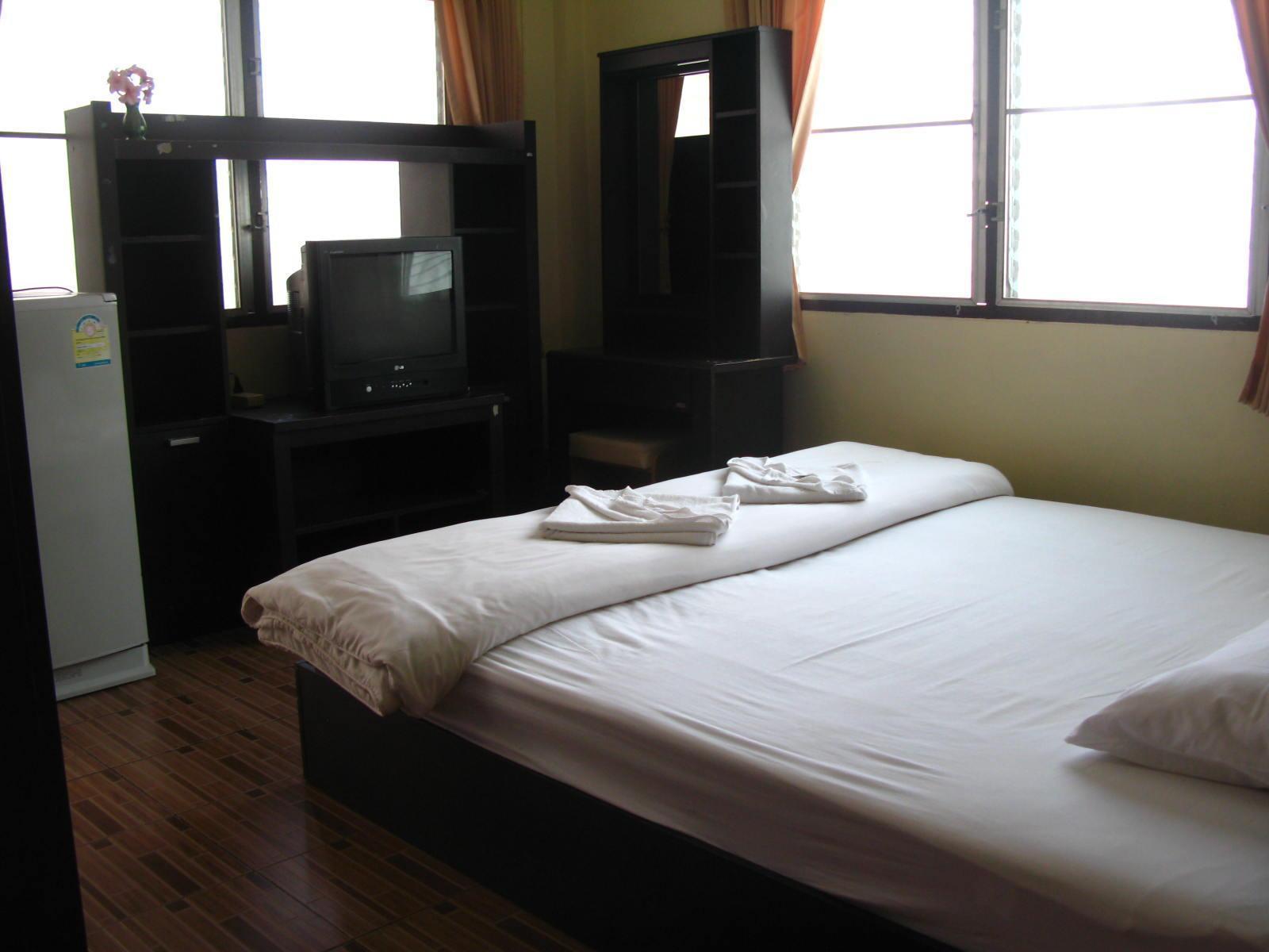 Kanchana Garden Place Hotel 3*