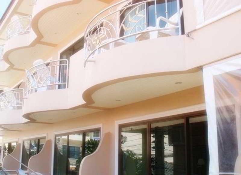 Kanchana Garden Place Hotel